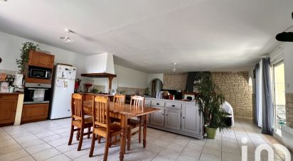 House 6 rooms of 151 m² in Ardillières (17290)