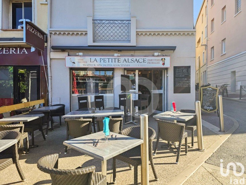 Restaurant of 50 m² in Saint-Raphaël (83700)