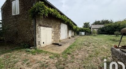 Maison 6 pièces de 240 m² à Marnay (86160)