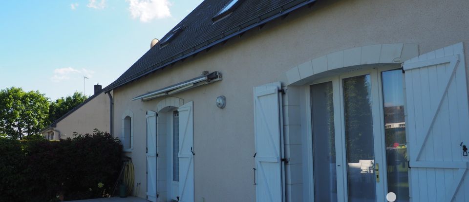 Traditional house 10 rooms of 110 m² in Combrée (49520)