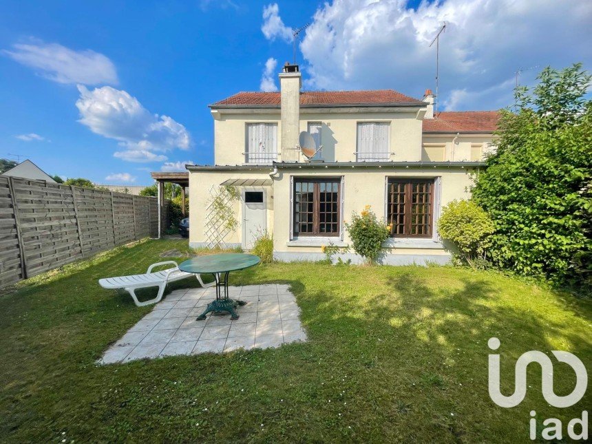 Maison 6 pièces de 102 m² à Château-Thierry (02400)