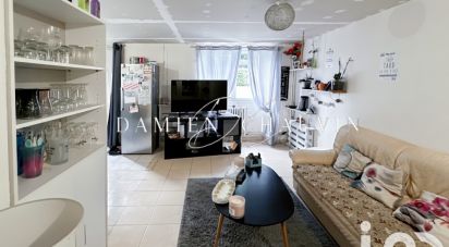 Maison 6 pièces de 130 m² à Sainte-Marie (35600)