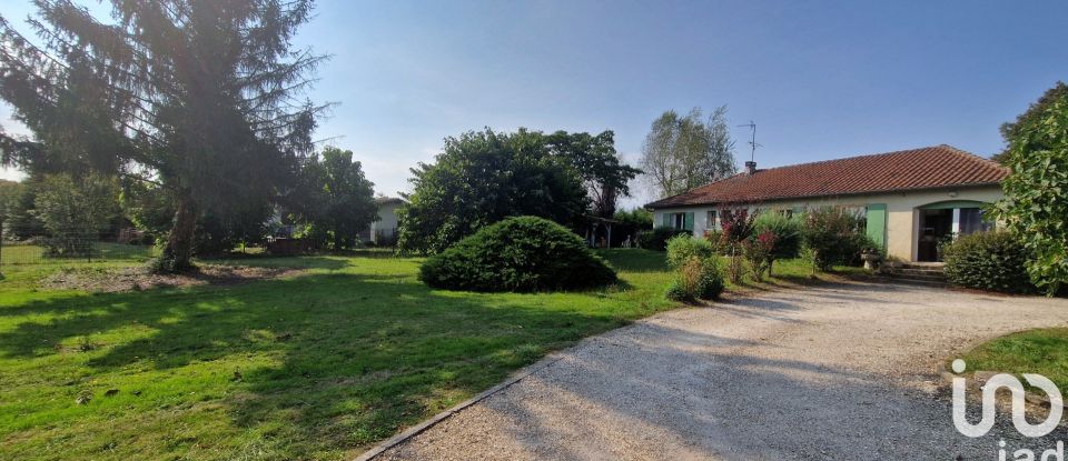 House 5 rooms of 120 m² in Échourgnac (24410)