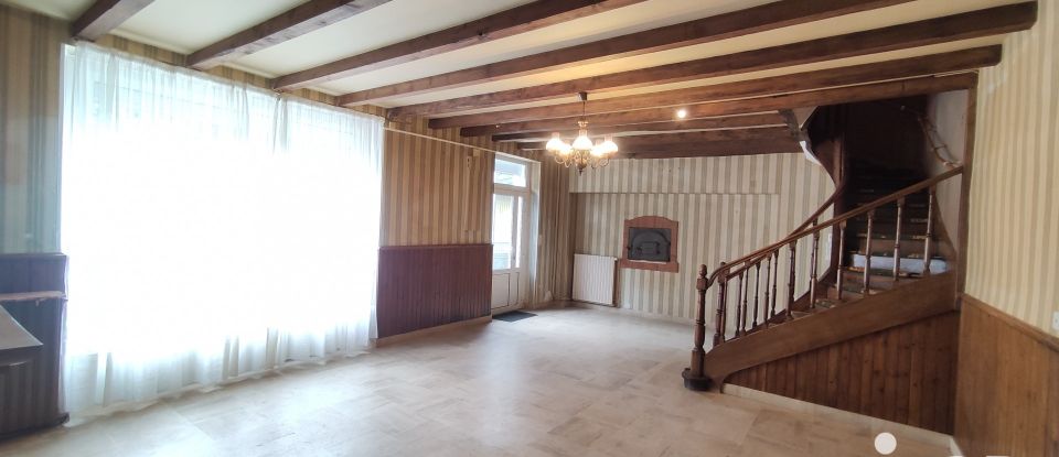 Village house 8 rooms of 156 m² in Saint-Secondin (86350)