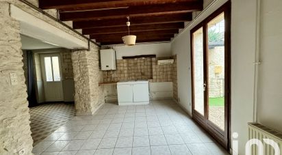 House 4 rooms of 73 m² in Cognac (16100)