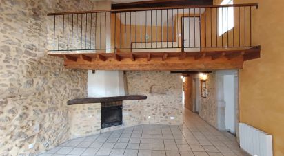 Appartement 4 pièces de 82 m² à Dieulefit (26220)