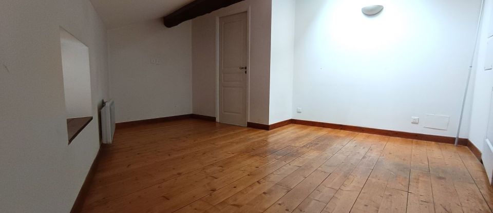 Appartement 4 pièces de 82 m² à Dieulefit (26220)