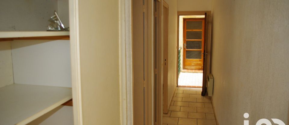 Apartment 1 room of 37 m² in Mèze (34140)