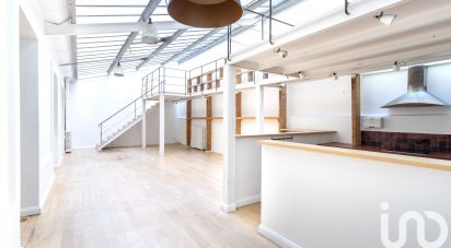 Loft 5 pièces de 180 m² à Paris (75009)