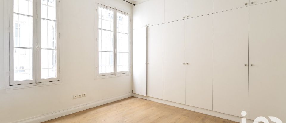 Loft 5 pièces de 180 m² à Paris (75009)