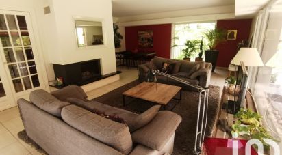 House 9 rooms of 302 m² in Béthune (62400)