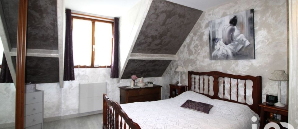 Traditional house 5 rooms of 90 m² in La Chapelle-Gauthier (77720)