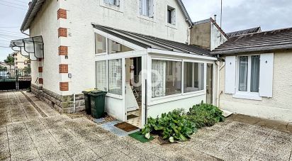 Maison 5 pièces de 120 m² à Bourges (18000)