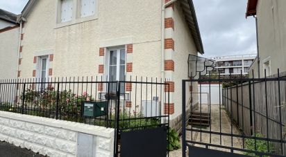 Maison 5 pièces de 120 m² à Bourges (18000)