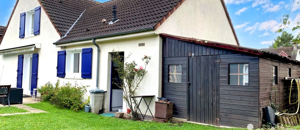 Maison traditionnelle 7 pièces de 150 m² à Saran (45770)