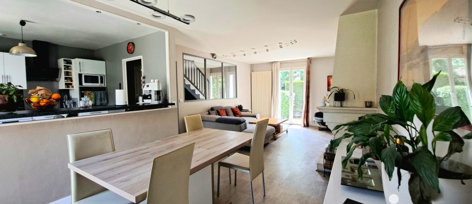 Maison 7 pièces de 119 m² à Montgeron (91230)