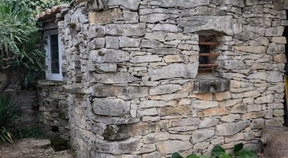 Maison traditionnelle 5 pièces de 97 m² à Nîmes (30000)