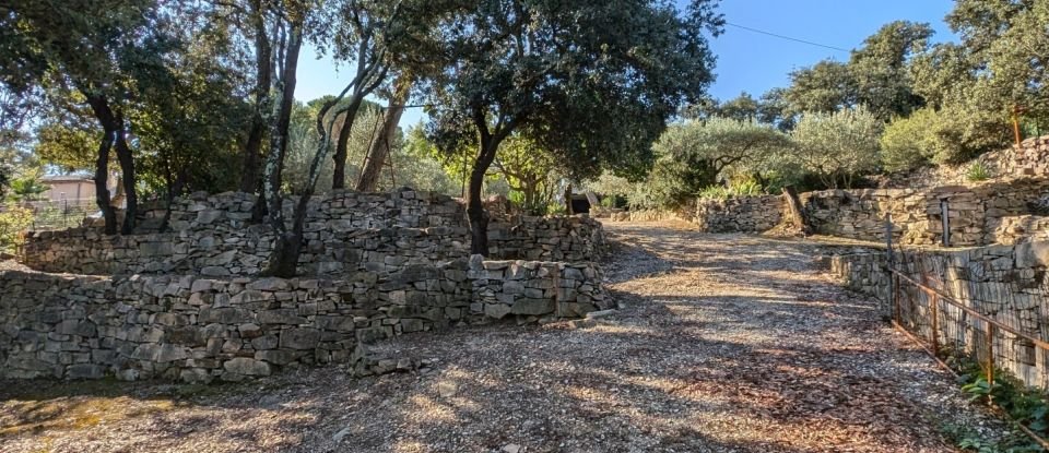 Traditional house 5 rooms of 97 m² in Nîmes (30000)