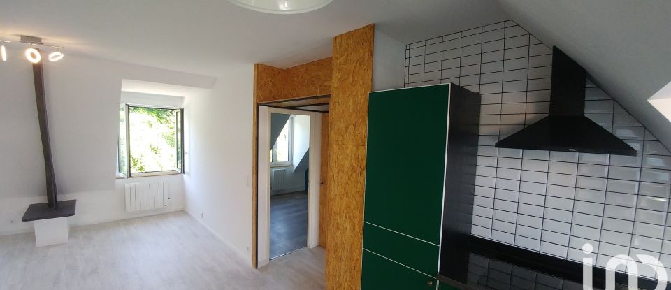 Apartment 3 rooms of 60 m² in Hennebont (56700)