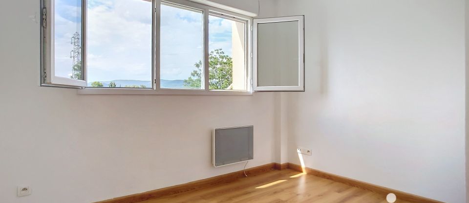 Duplex 4 pièces de 68 m² à Montélimar (26200)