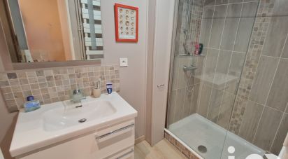 Appartement 3 pièces de 53 m² à Bondy (93140)