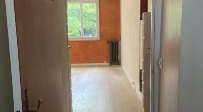 Appartement 3 pièces de 50 m² à Ivry-sur-Seine (94200)