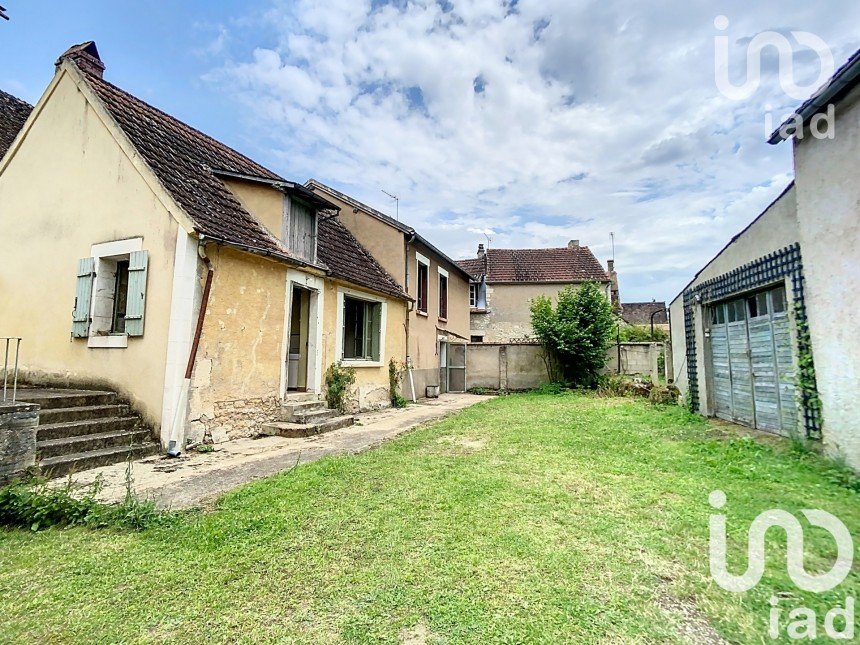 Maison de village 7 pièces de 151 m² à Merry-sur-Yonne (89660)