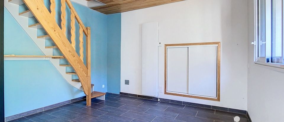 Maison 3 pièces de 40 m² à Arcy-sur-Cure (89270)