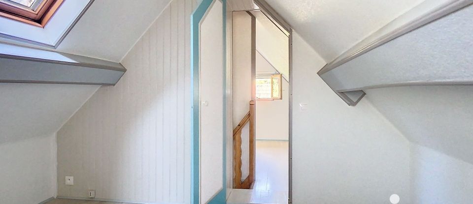 Maison 3 pièces de 40 m² à Arcy-sur-Cure (89270)