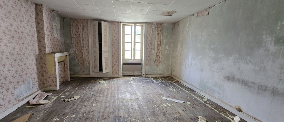 Village house 4 rooms of 74 m² in Saint-Gaultier (36800)