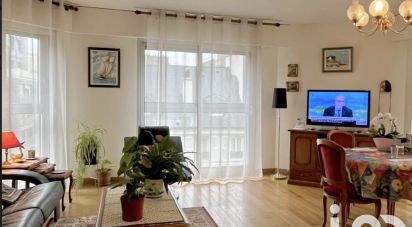 Appartement 2 pièces de 54 m² à Paris (75015)