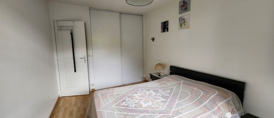 Traditional house 5 rooms of 102 m² in Clichy-sous-Bois (93390)