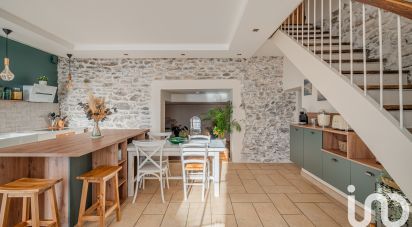 Maison 5 pièces de 105 m² à Notre-Dame-de-Mésage (38220)