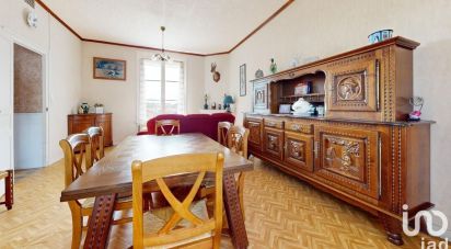 House 3 rooms of 56 m² in SAINT-PIERRE-MONTLIMART (49110)