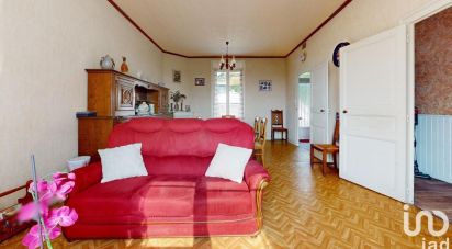 House 3 rooms of 56 m² in SAINT-PIERRE-MONTLIMART (49110)