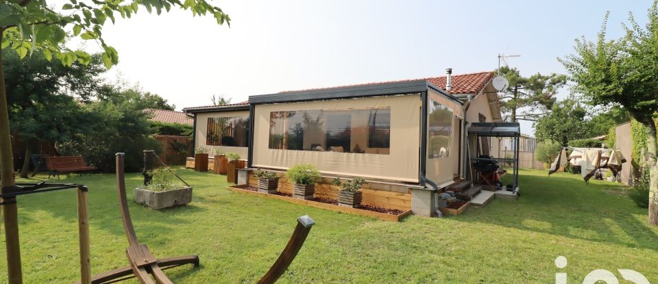 House 5 rooms of 126 m² in Gujan-Mestras (33470)