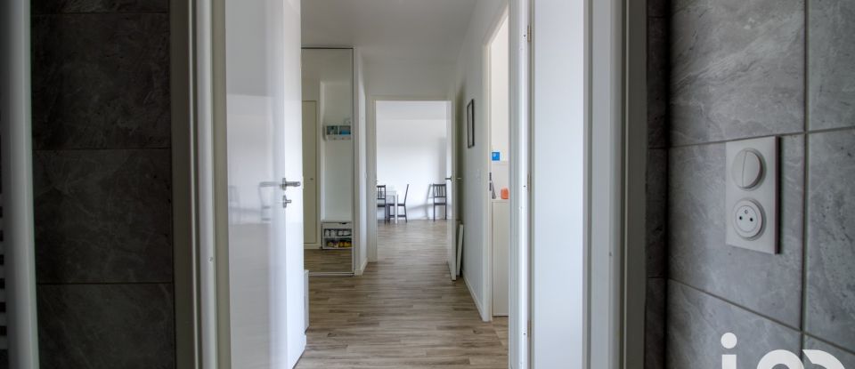 Appartement 3 pièces de 65 m² à Cergy (95800)