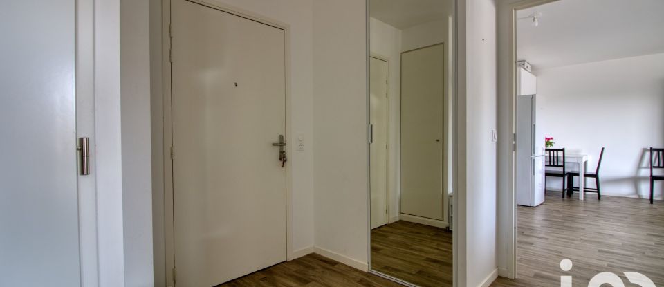 Appartement 3 pièces de 65 m² à Cergy (95800)