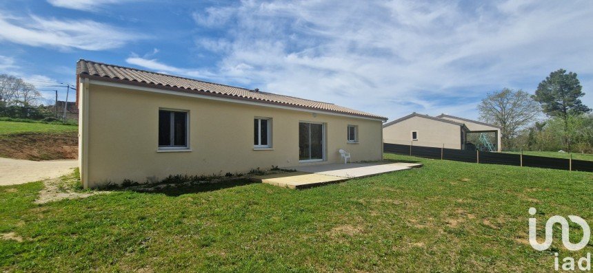 Maison 4 pièces de 101 m² à Maurens (24140)