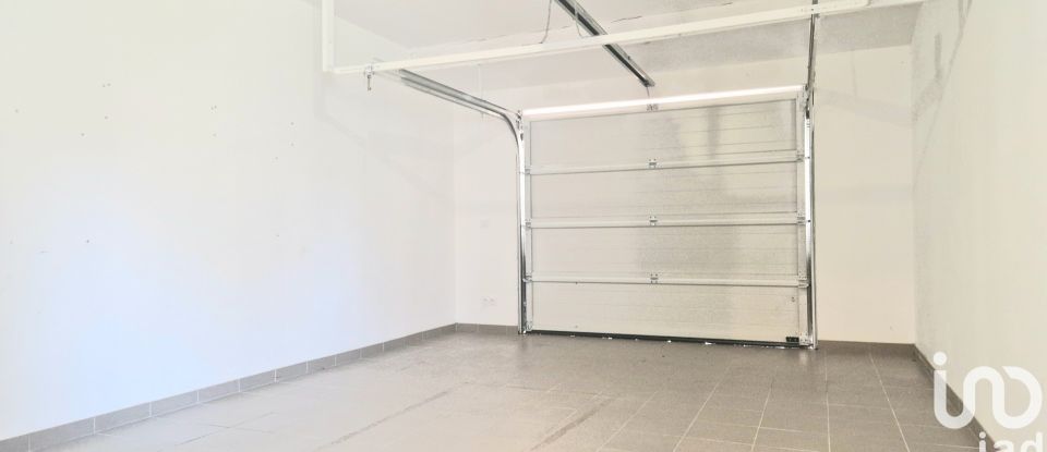 Maison 4 pièces de 101 m² à Maurens (24140)