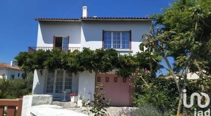 House 4 rooms of 126 m² in Vaux-sur-Mer (17640)