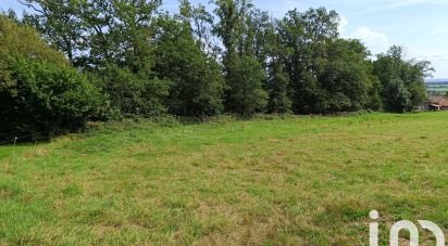 Land of 1,398 m² in Jussac (15250)