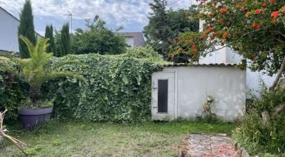 House 10 rooms of 210 m² in La Flotte (17630)