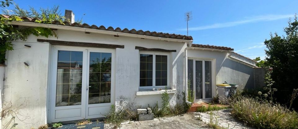 House 10 rooms of 210 m² in La Flotte (17630)