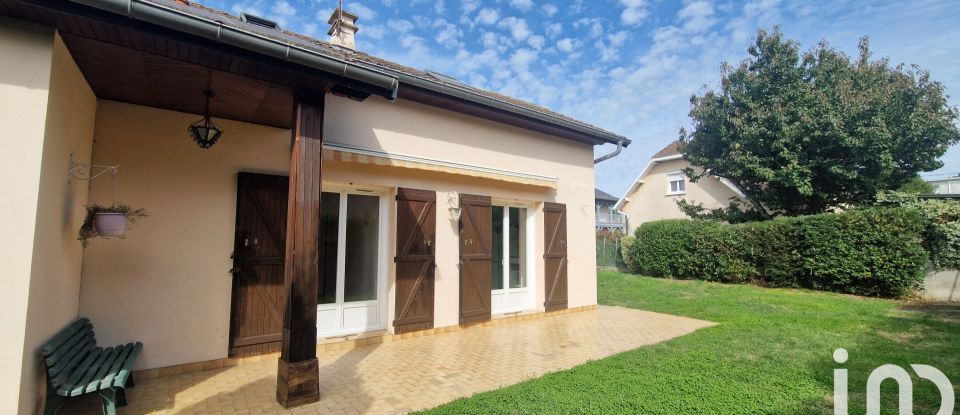 Traditional house 5 rooms of 121 m² in Tarbes (65000)