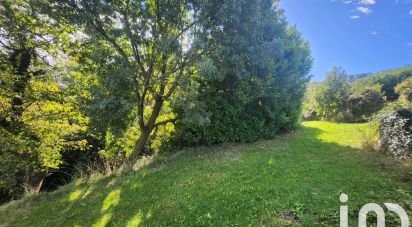 Land of 1,339 m² in Saint-Lager-Bressac (07210)