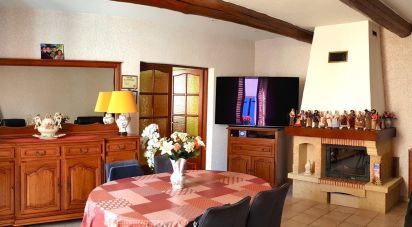 Village house 4 rooms of 110 m² in Alleins (13980)