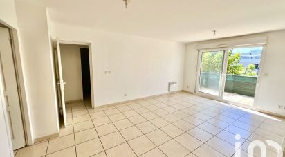 Appartement 4 pièces de 74 m² à Saint-Paul-Trois-Châteaux (26130)