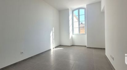 Apartment 3 rooms of 53 m² in Orange (84100)