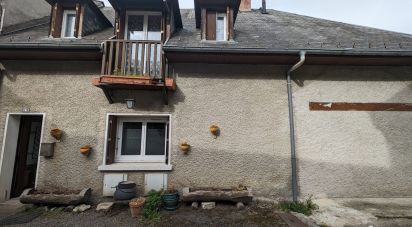 House 4 rooms of 88 m² in Gerde (65200)